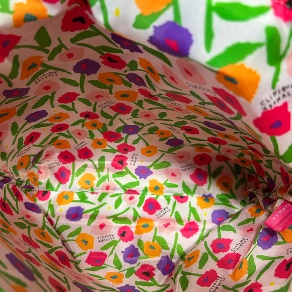 Clinique x Donald collab pink tote with Bath & Body Works Fragrance Set Bundle - Picture 9 of 11